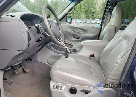 1999 Ford Expedition z USA, uszkodzony, nr VIN 1FMPU18L3XLB49160